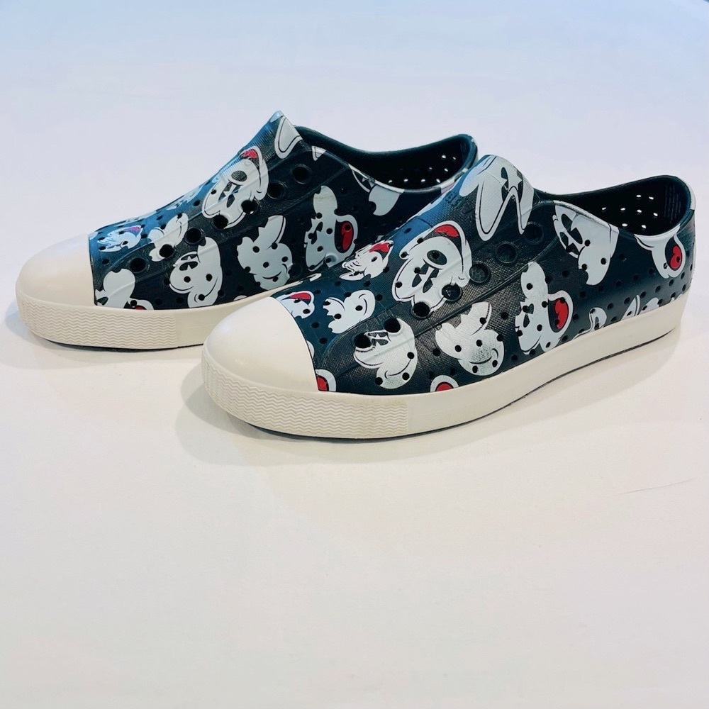 Native Shoes Mickey Mouse Jefferson Boys 5 Womens 7 Disney Slip-Ons Black Vegan - Picture 3 of 5